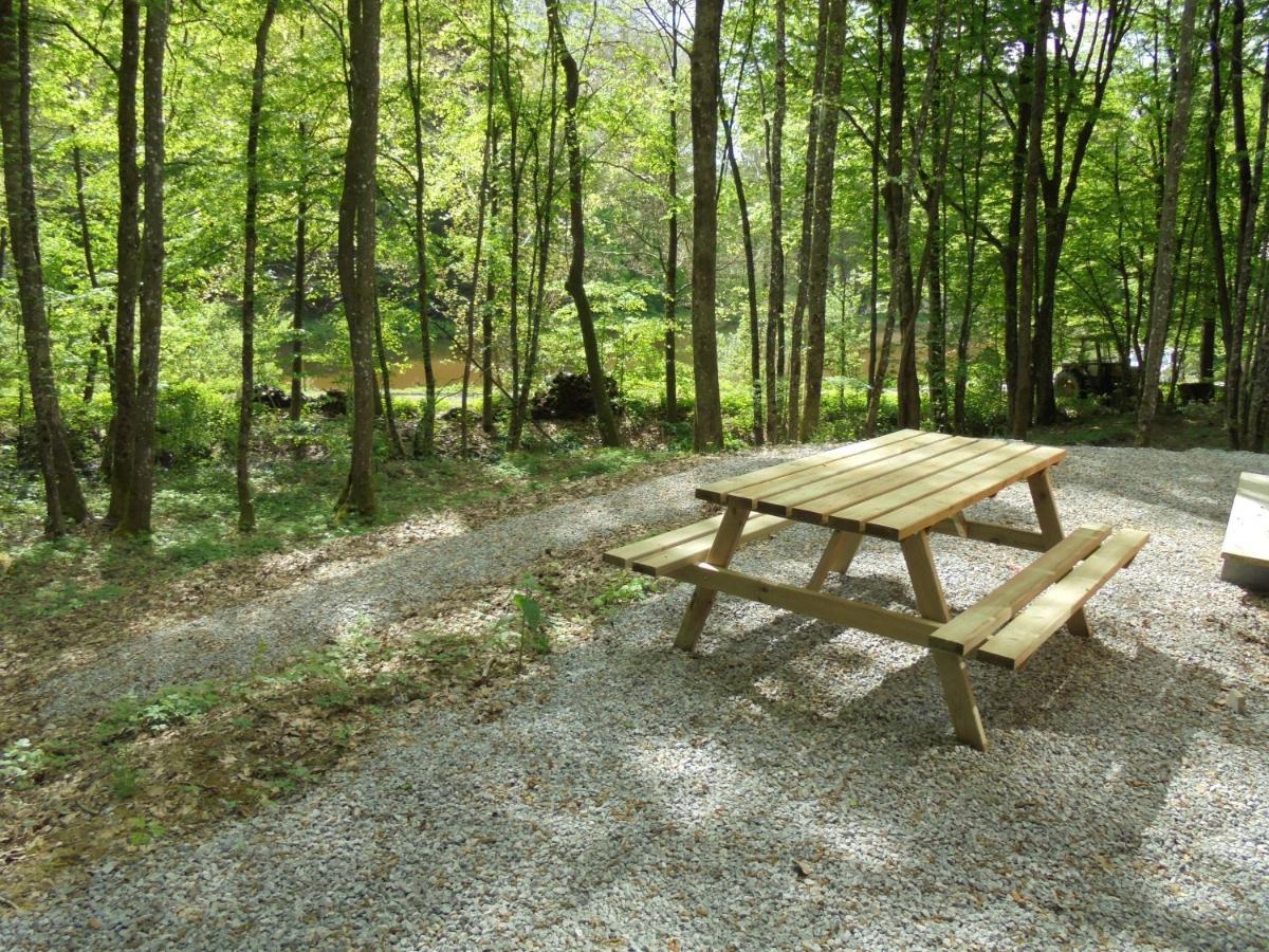 سيرفونتين Gite Le Sous-Bois المظهر الخارجي الصورة